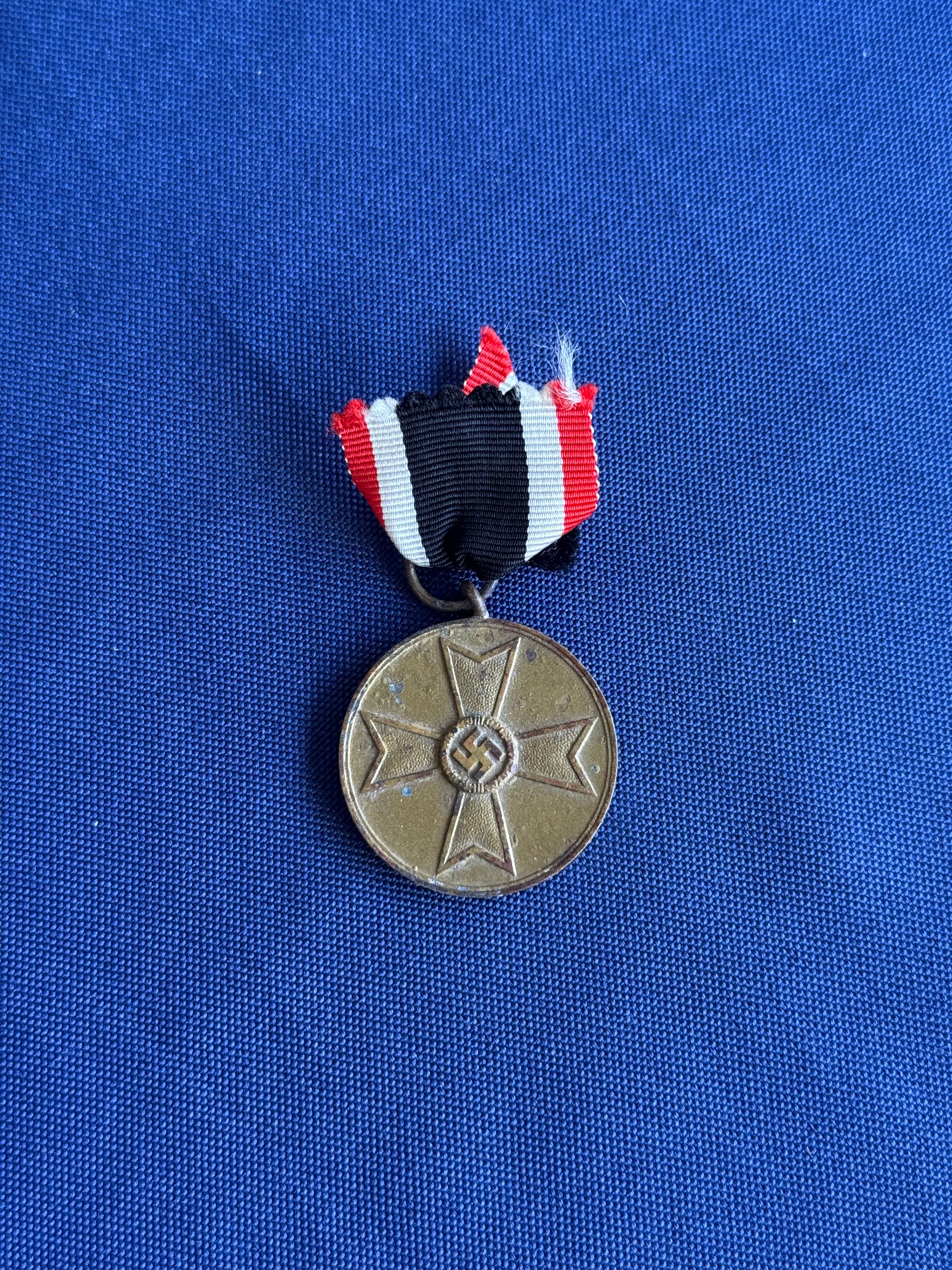 Original WWII German War Merit Medal (Kriegsverdienstmedaille)