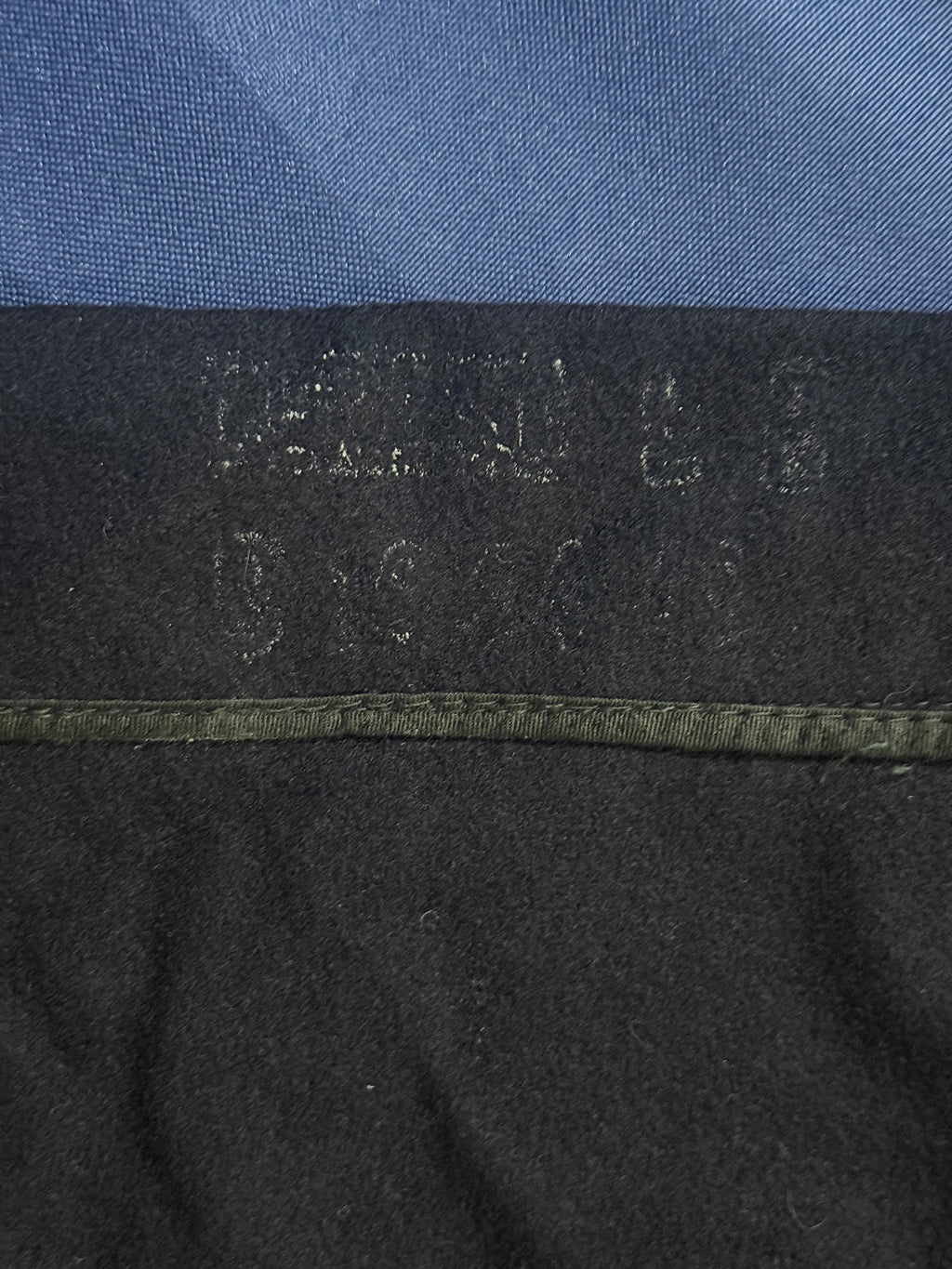 Ww2 US naval jumper modified for Mexican Navy use?