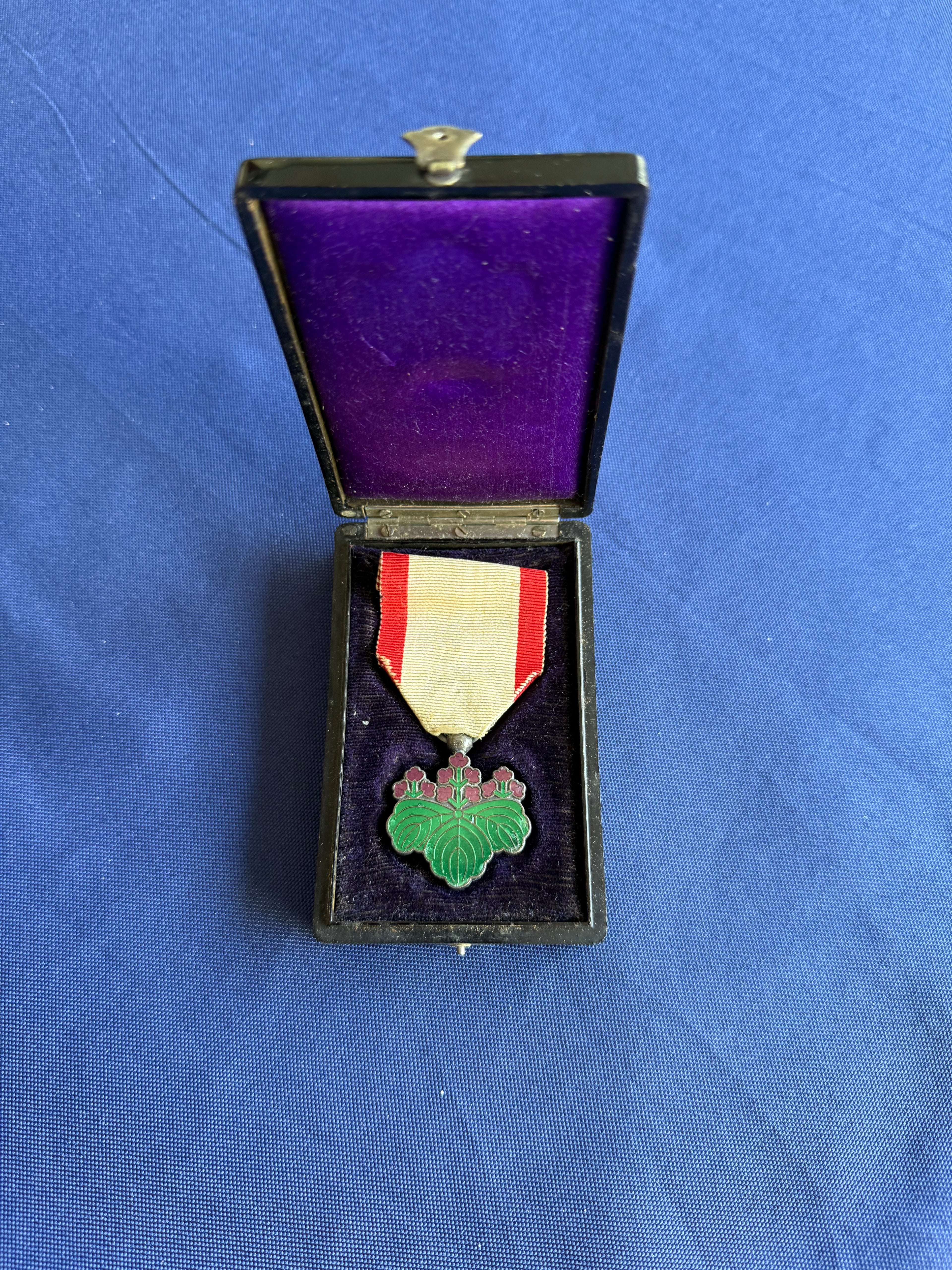 Original WWII Japanese Order of the Rising Sun – 7th Class with Case