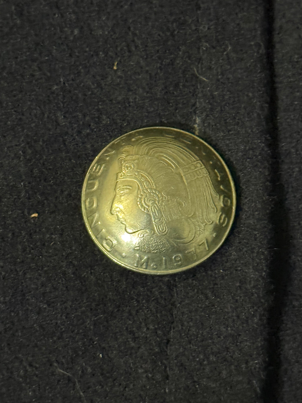 Ww2 US naval jumper modified for Mexican Navy use?