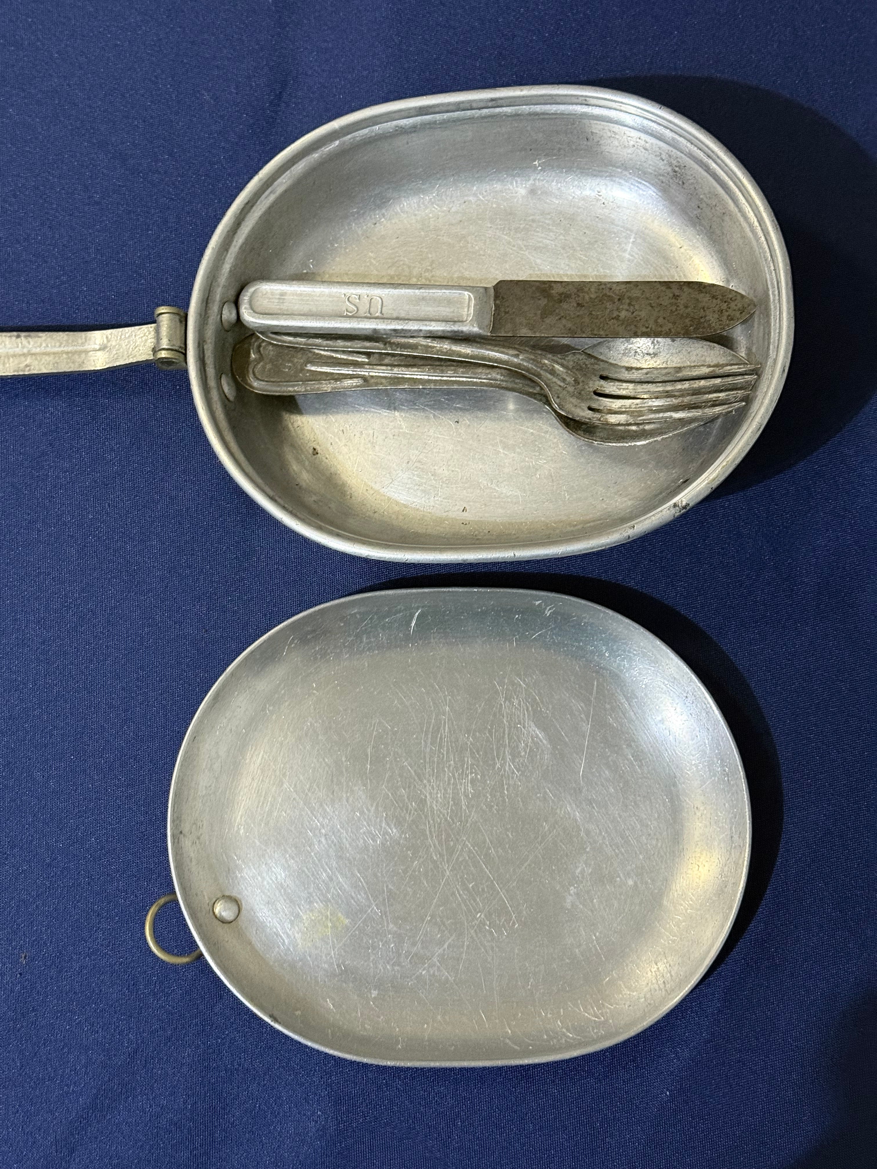 Original WWI U.S. Army Mess Kit Set – Complete with Utensils
