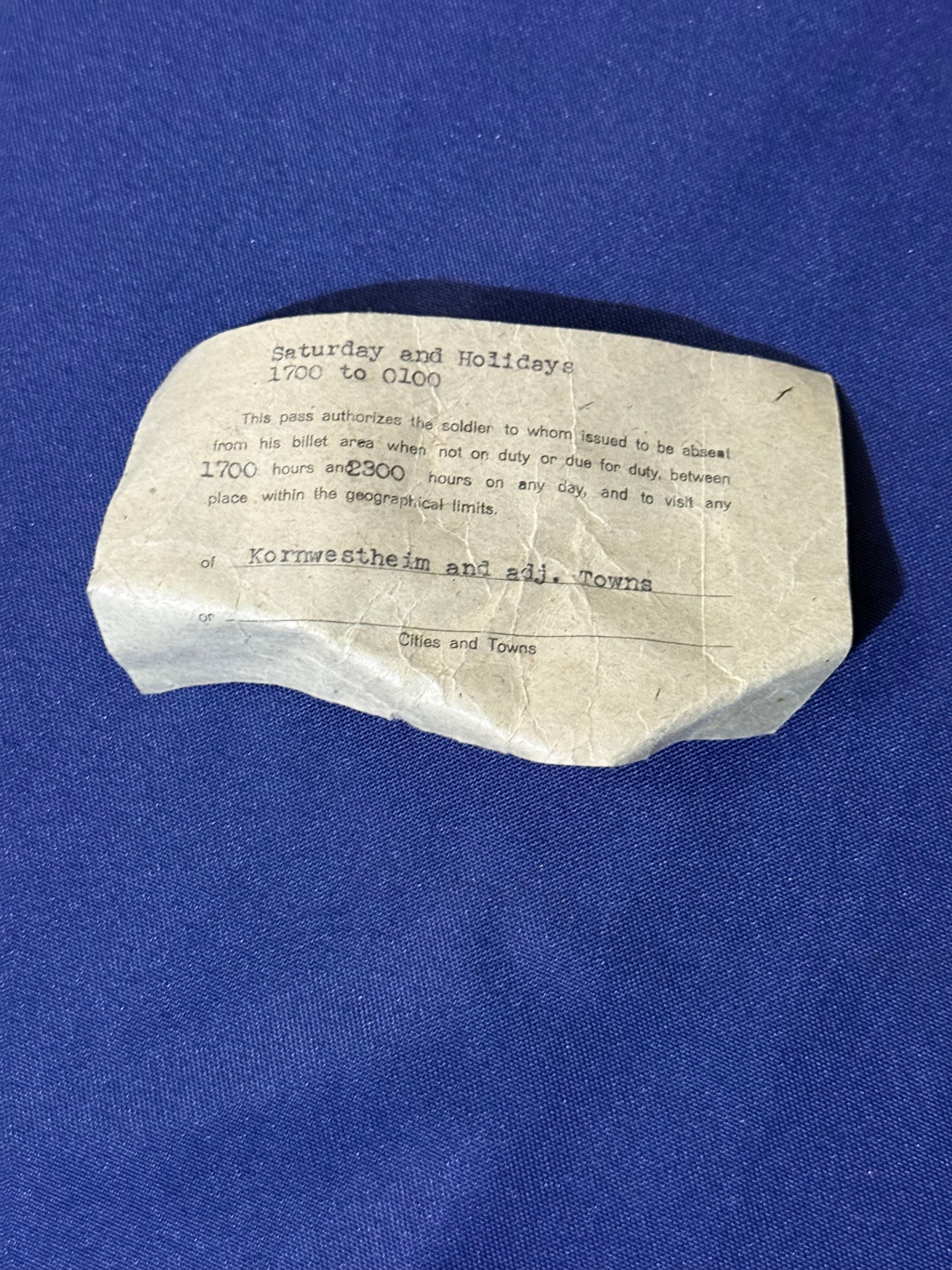 Original WWII U.S. Army uniform grouping attributed to John Reed, who served with the 16th Armored Field Artillery Battalion of the 9th Armored Division and later associated with the 102nd Infantry Division, known as the “Ozark” Division.