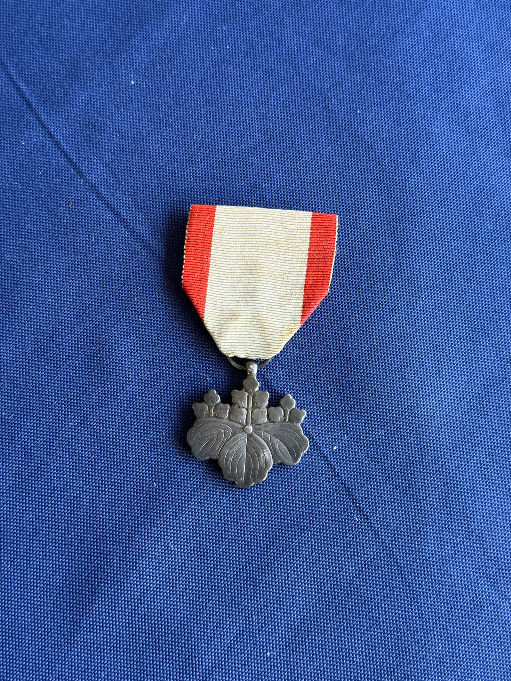 Original WWII Japanese Order of the Rising Sun – 8th Class