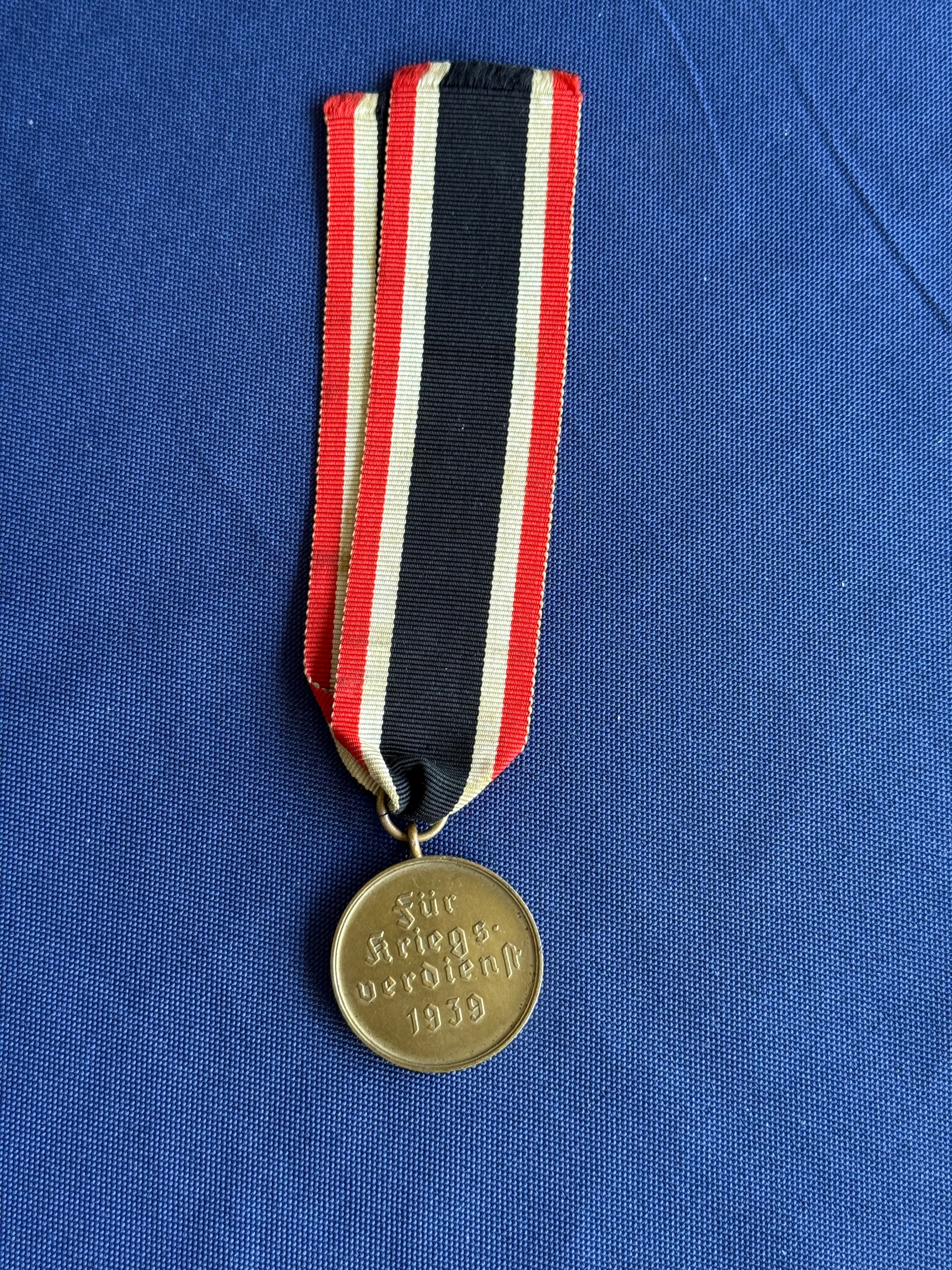 Original WWII German War Merit Medal (Kriegsverdienstmedaille)