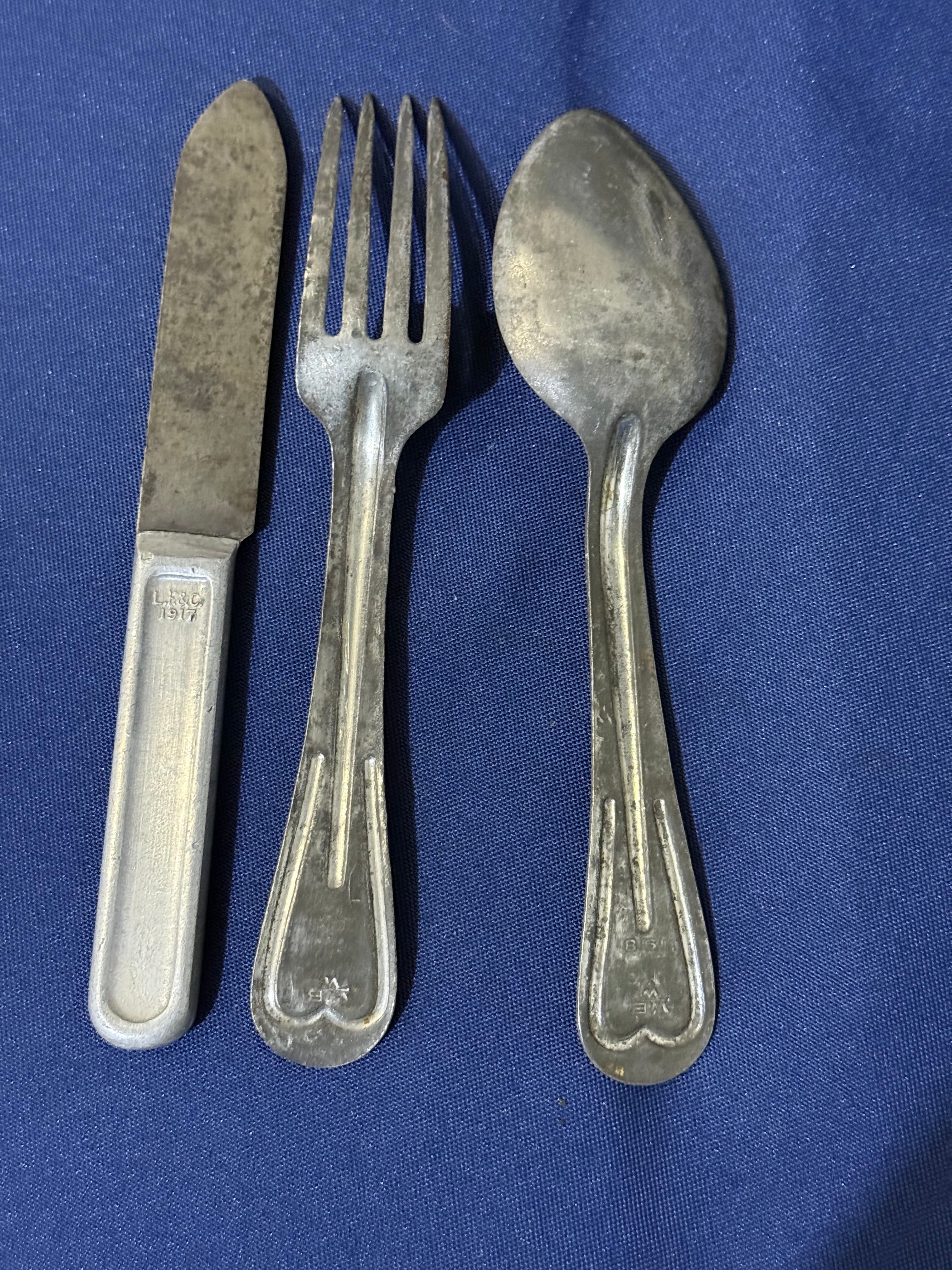 Original WWI U.S. Army Mess Kit Set – Complete with Utensils